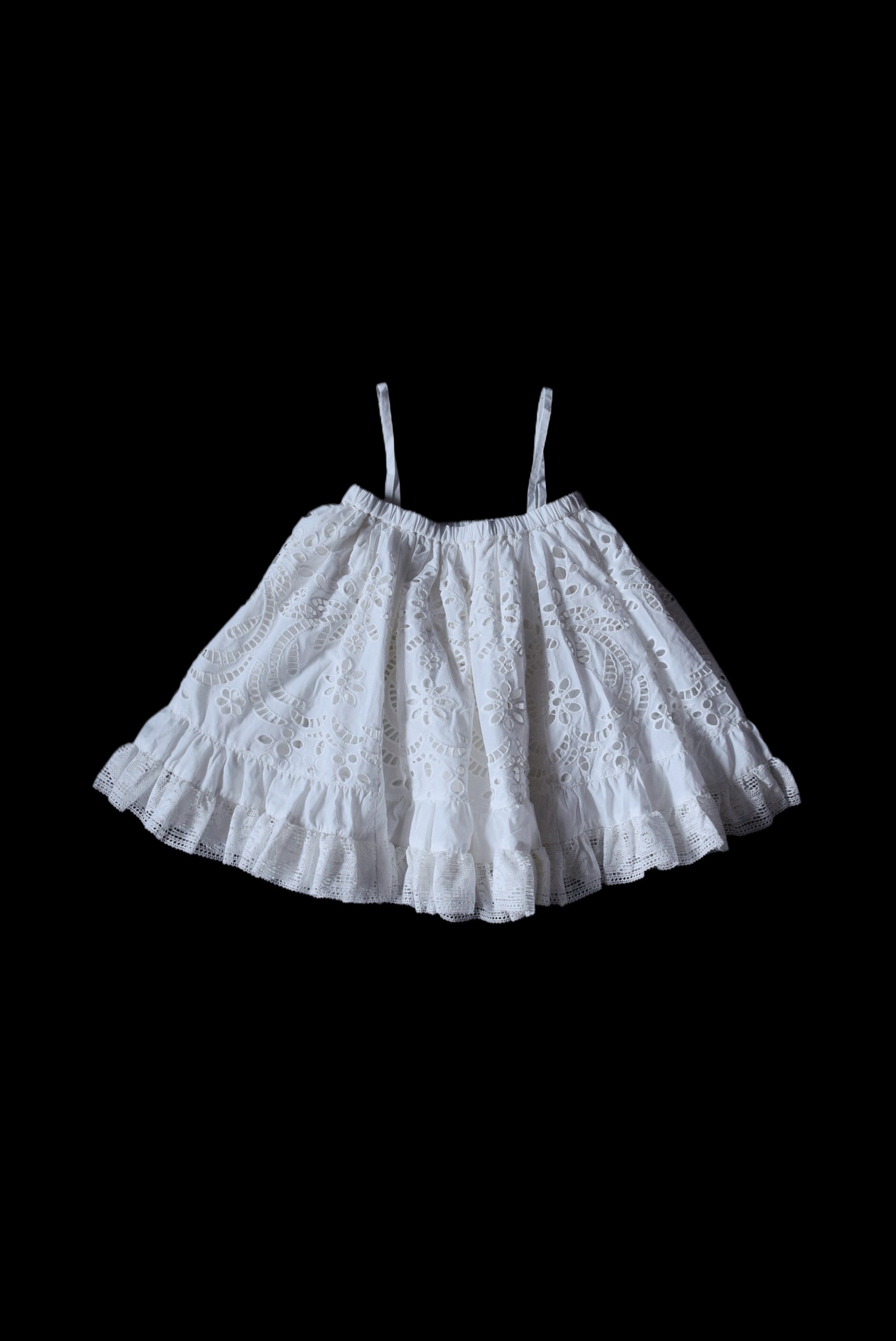 Lull Lace Tiered Multi Cape │ white