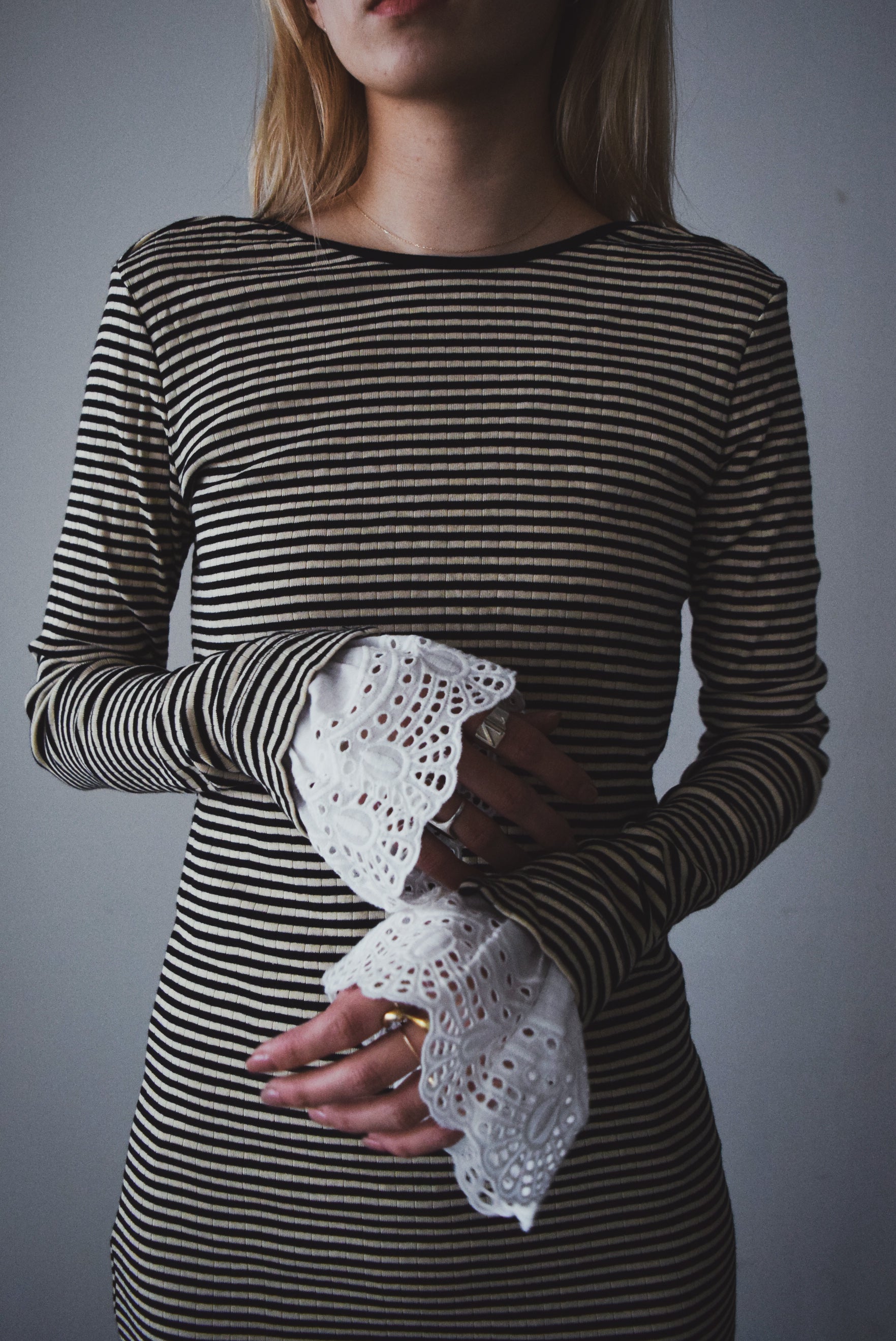 Bloom Cuffs │ white
